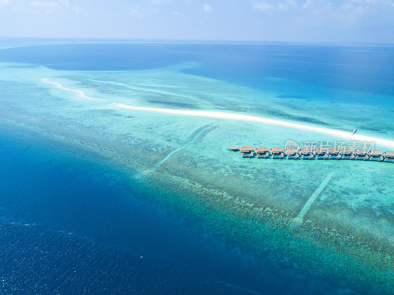从无人机的角度看马尔代夫海