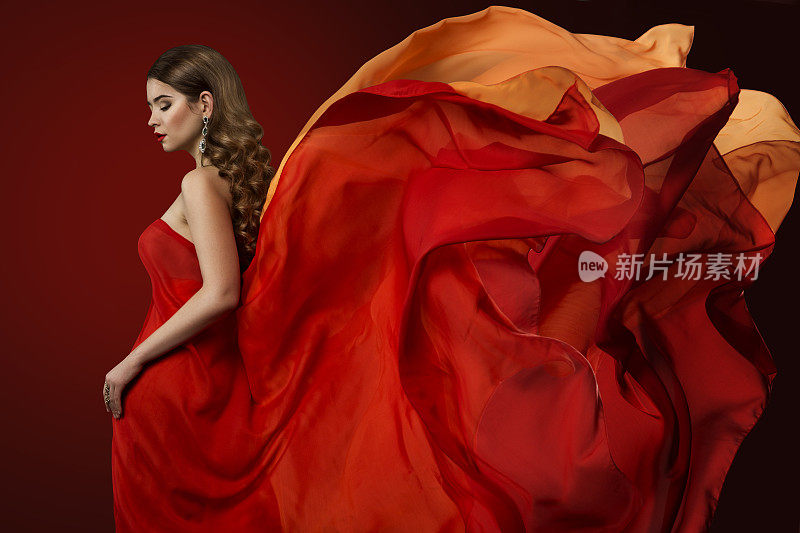 飘逸的女裙，飘逸的红色长裙，飘逸的丝绸