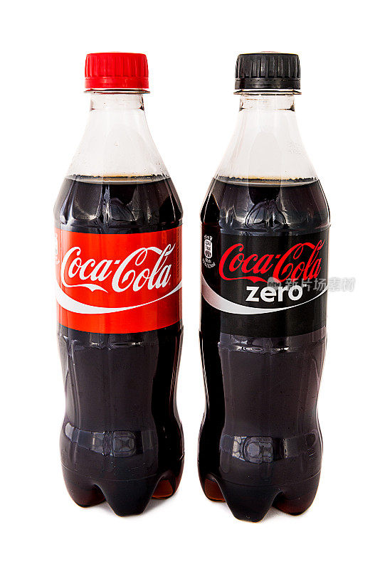 一瓶可口可乐和零度可口可乐