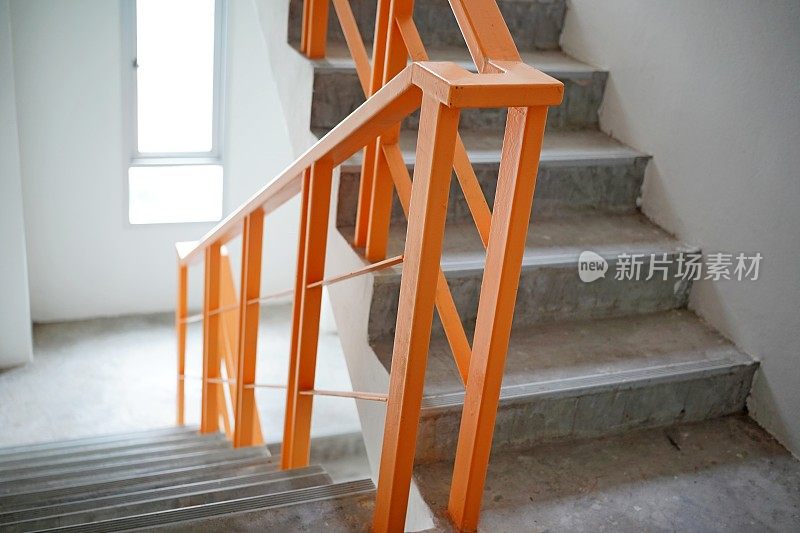 楼梯-混凝土建筑的紧急出口