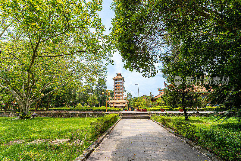 胡志明市本多寺，古芝隧道，古芝隧道旁的历史革命区，1975年以前是越南著名的革命基地。