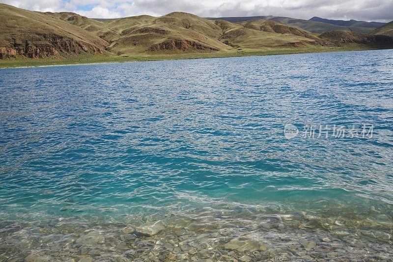 中国西藏的湖泊风景和地形