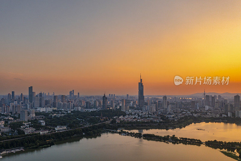 玄武湖和南京的黄昏