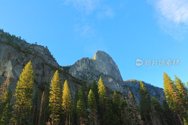 约塞米蒂山谷的酋长