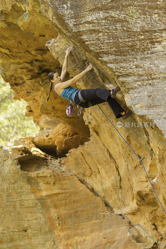 女人的登山者