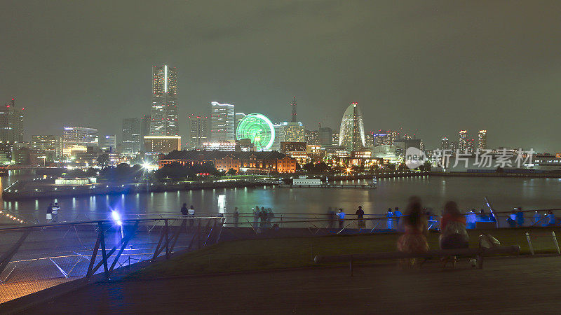 横滨的夏夜