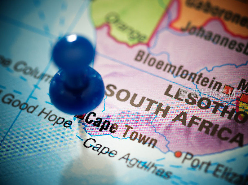 南非地图上的蓝色图钉表示开普敦。