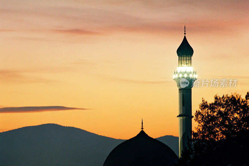 清真寺在黄昏