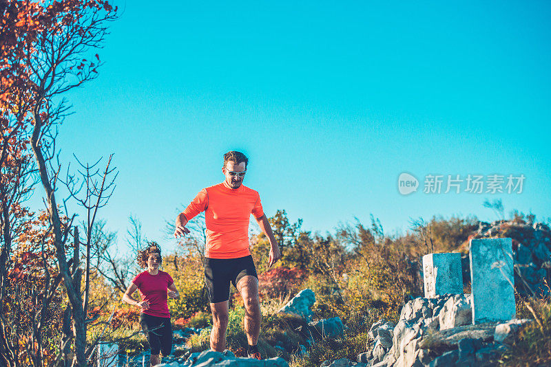 夫妇越野跑，朱利安阿尔卑斯山，欧洲