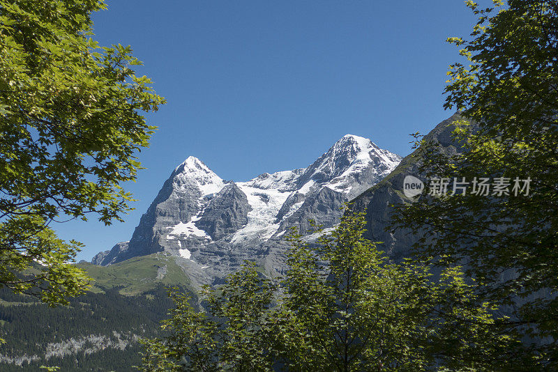 瑞士伯尔尼斯高地的艾格山