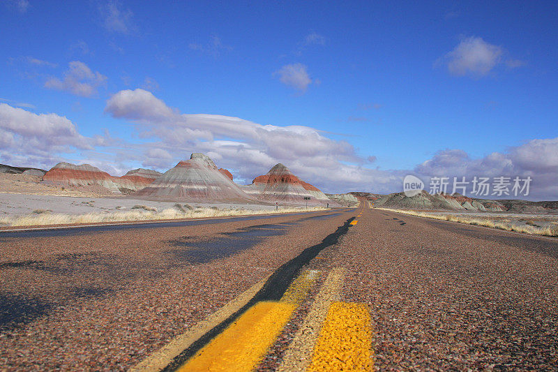 油漆沙漠公路