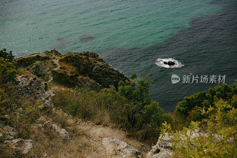 石头，海岸，亚速海，蓝色的海，水。克里米亚