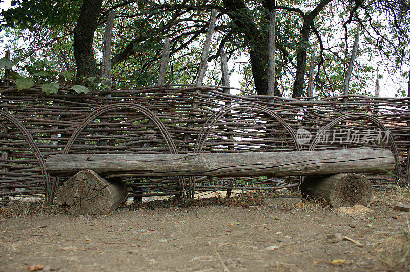 旧木凳。乡村里的老式木凳