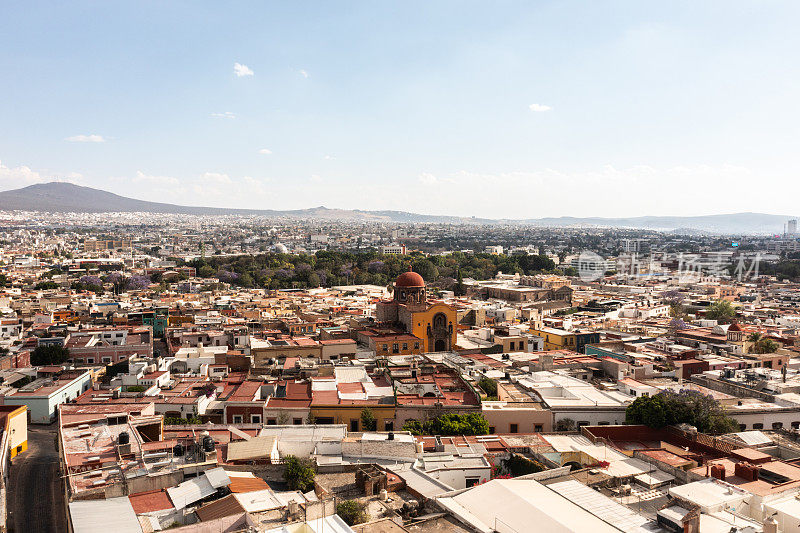 高角度的克雷塔罗市，墨西哥