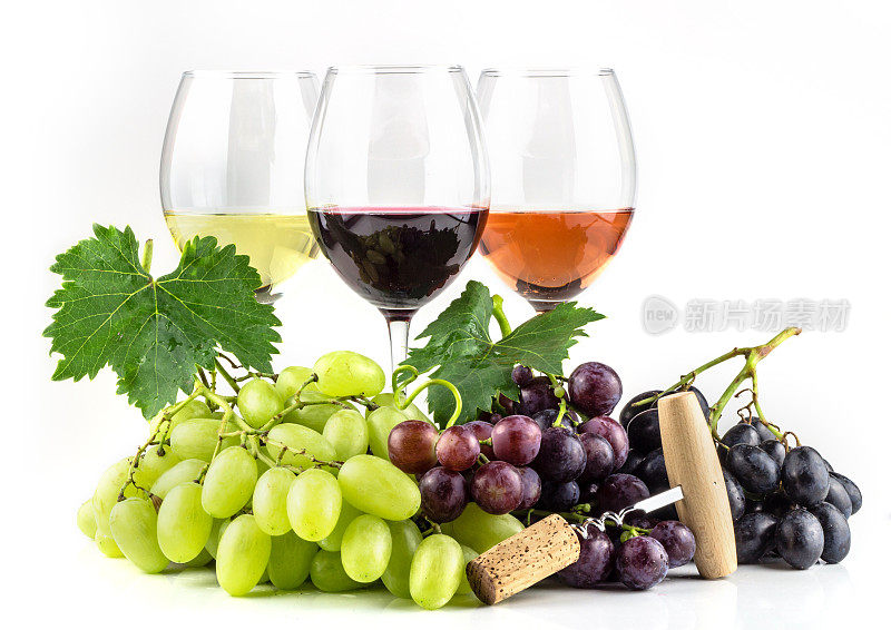 三杯白葡萄酒，红葡萄酒和玫瑰葡萄酒。