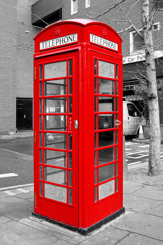 唐人街的红色电话亭