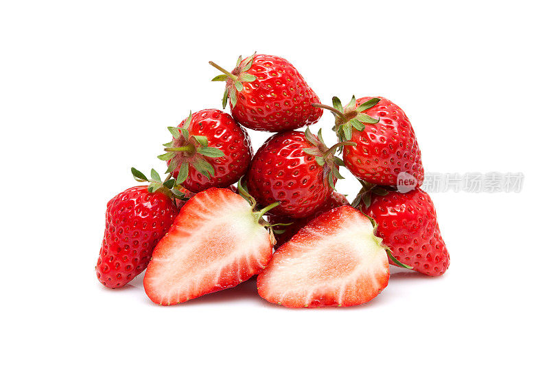 新鲜草莓孤立在白色背景