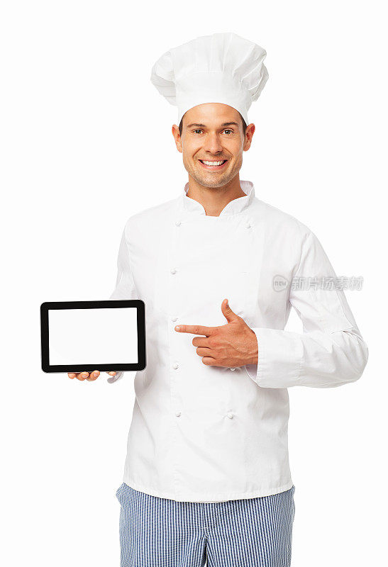 厨师拿着数字平板电脑指着它