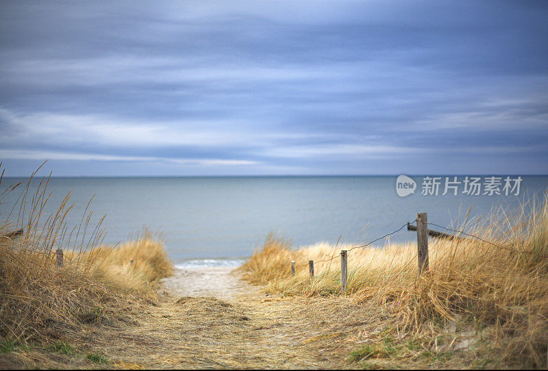 海上的雨天