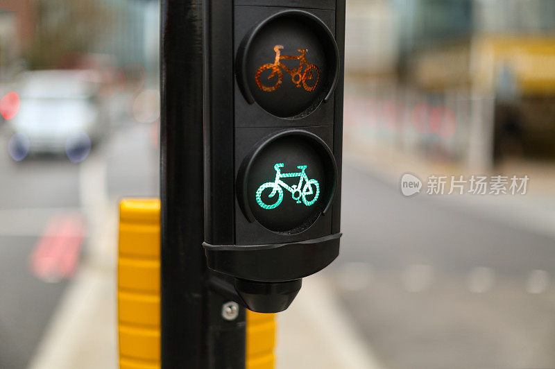 骑自行车的交通灯