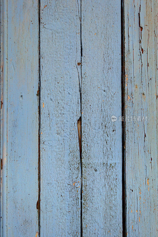 涂成蓝色的旧木板