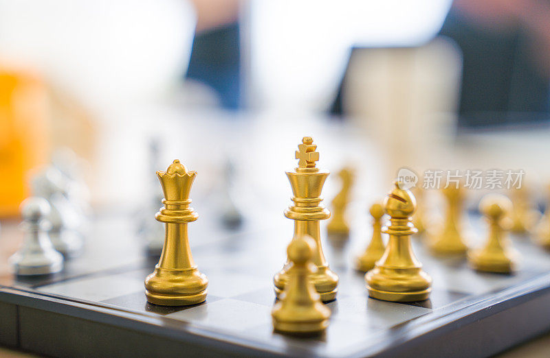 棋牌游戏的创意和竞争与策略，商业成功的概念