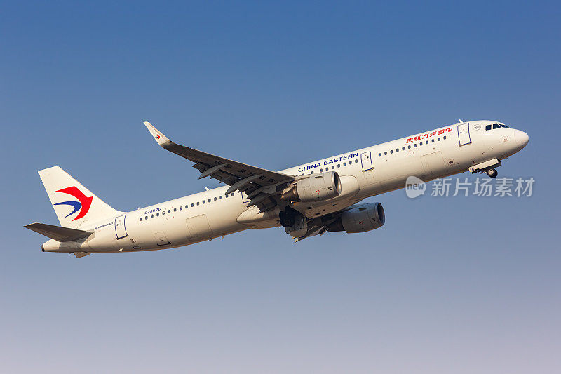 中国东方航空公司天津机场空客A321飞机