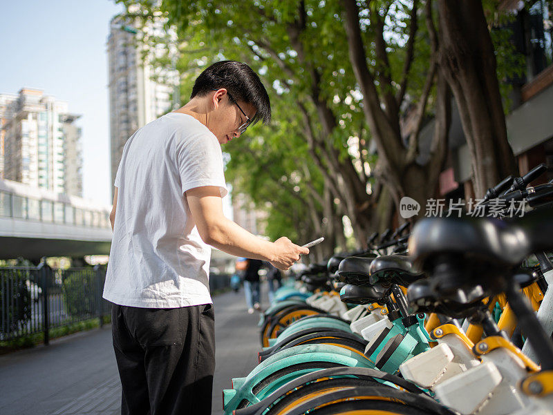 手机解锁城市共享单车