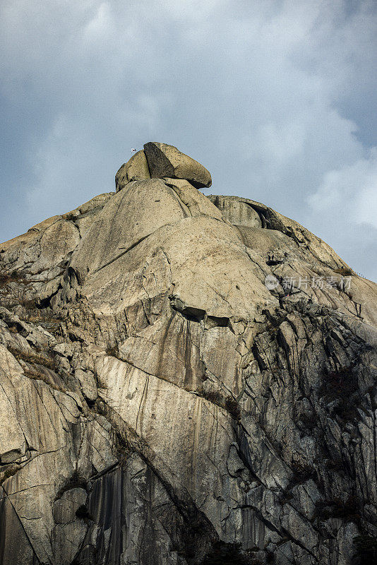 白云台山峰，韩国