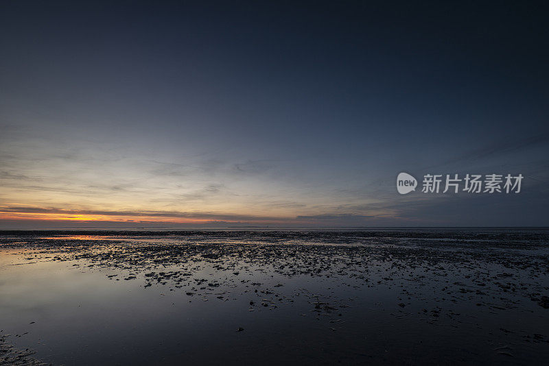 瓦登海的日落