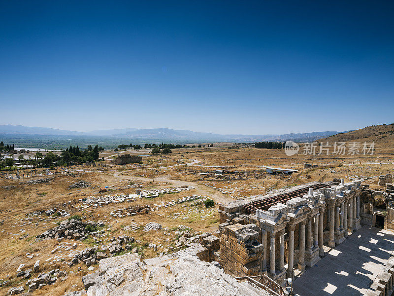 土耳其Pamukkale的希拉波利斯古城遗址