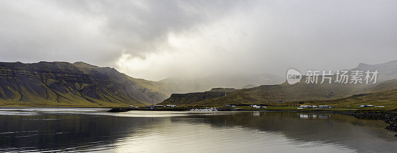 冰岛格兰达峡湾全景图