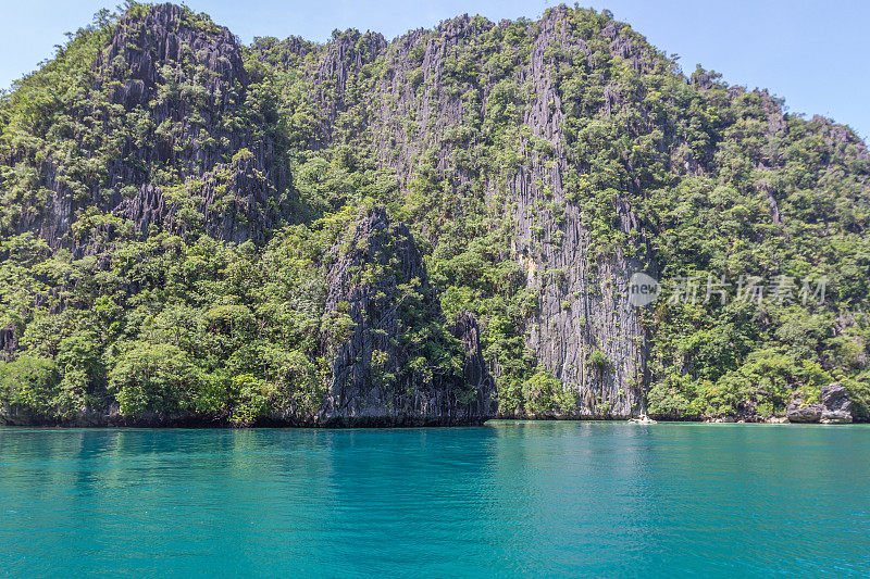 菲律宾巴拉望岛的泻湖