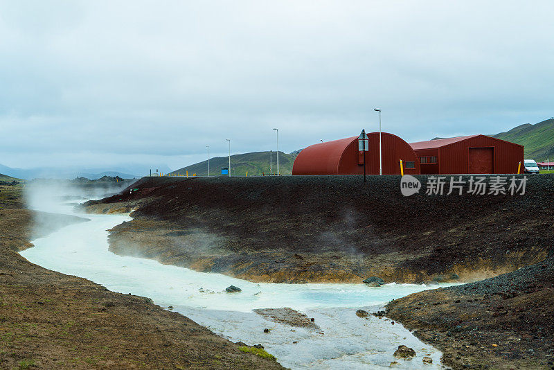 地热发电厂和钙+温泉