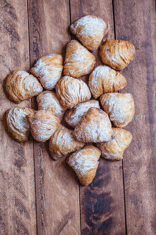 那不勒斯Sfogliatelle”