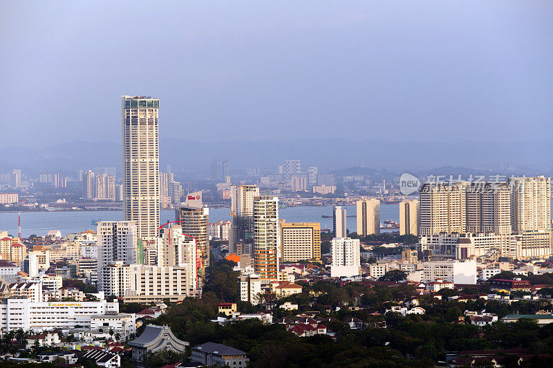 马来西亚槟城岛城市天际线