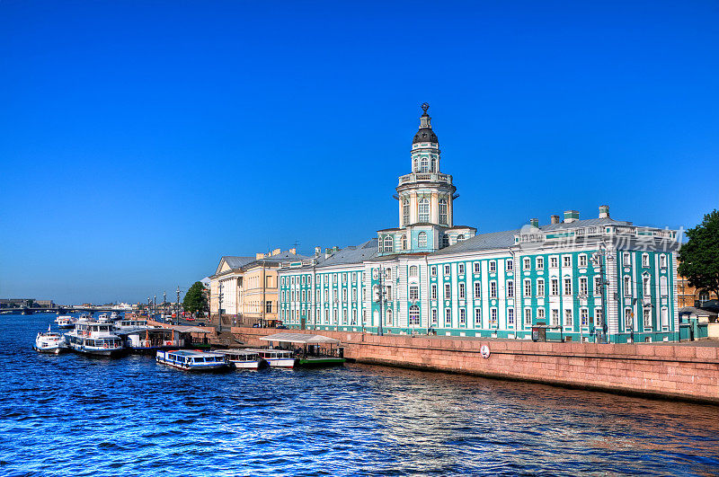 圣彼得堡的城市景观与莫伊卡河