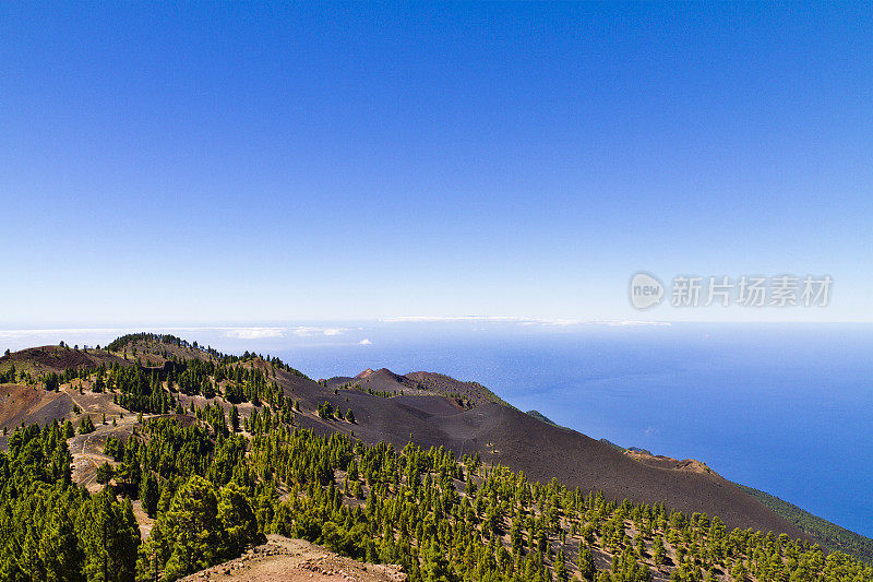 拉帕尔马的火山景观