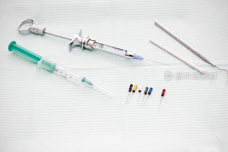 牙医设备，注射器，针头和钩子