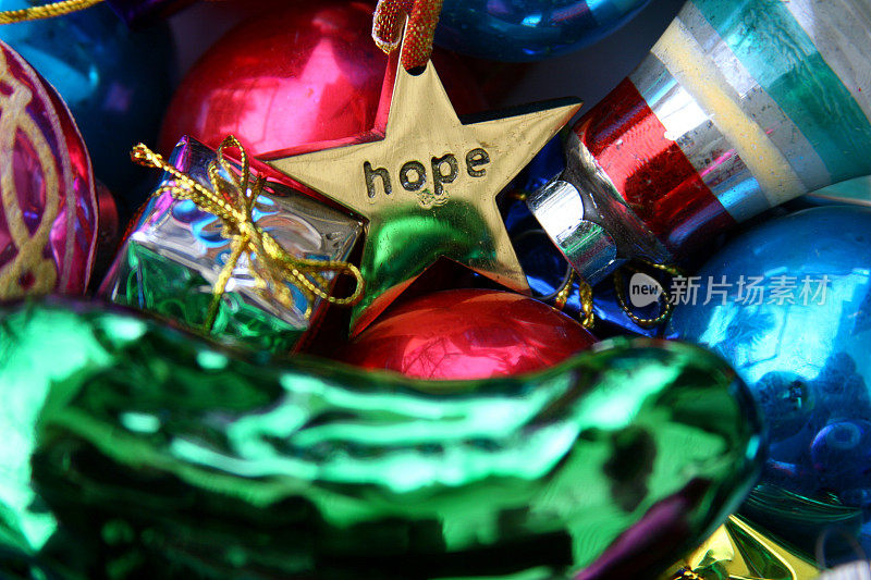 圣诞节意味着希望:节日的背景装饰装饰