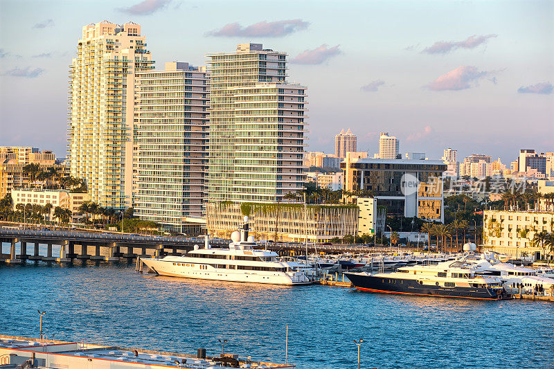 建筑:佛罗里达的豪华船