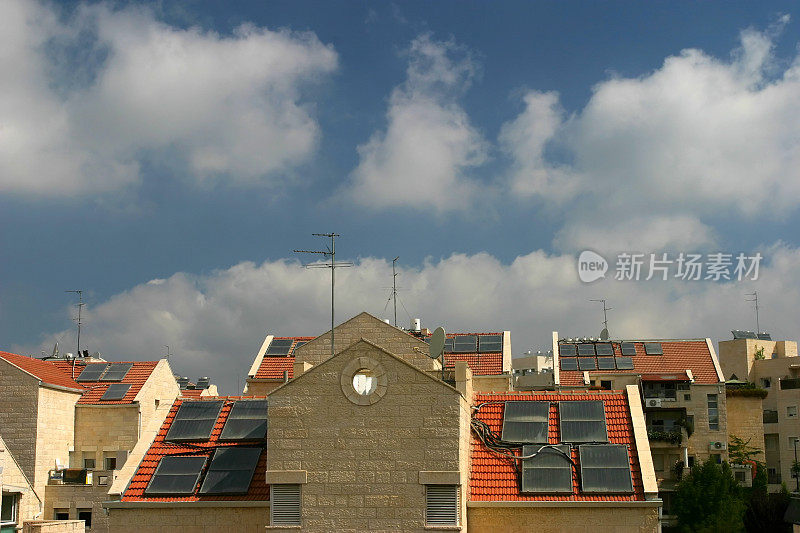 太阳能电池板屋顶清洁能源