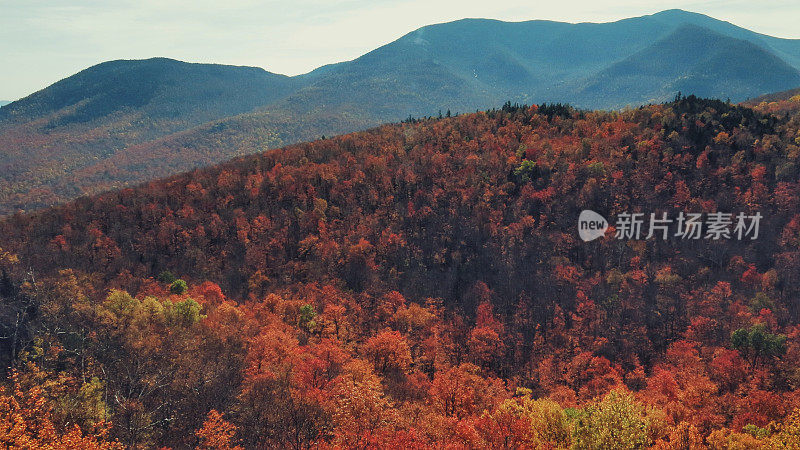 阿迪朗达克高峰，纽约，猫头鹰头瞭望台，秋天的颜色
