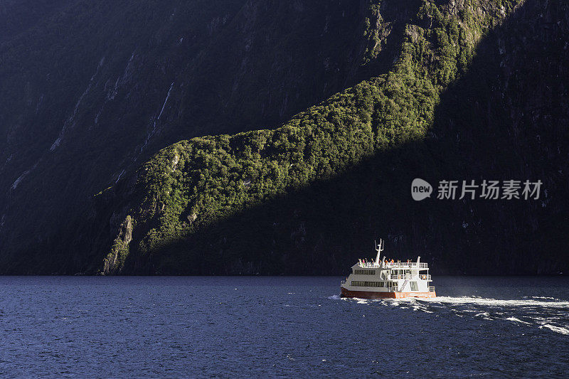 米尔福德声音景观全景，南岛，新西兰