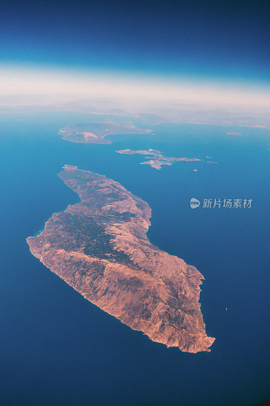 鸟瞰伊卡利亚岛，希腊