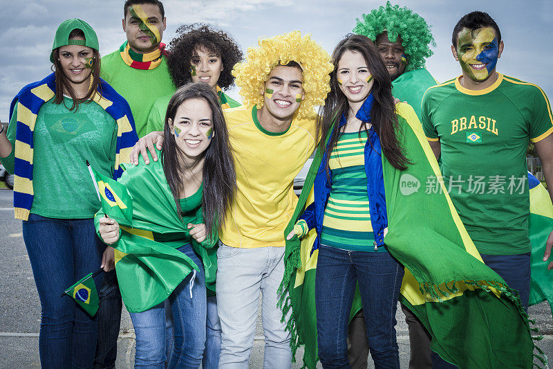 一群朋友要去看一场巴西足球比赛