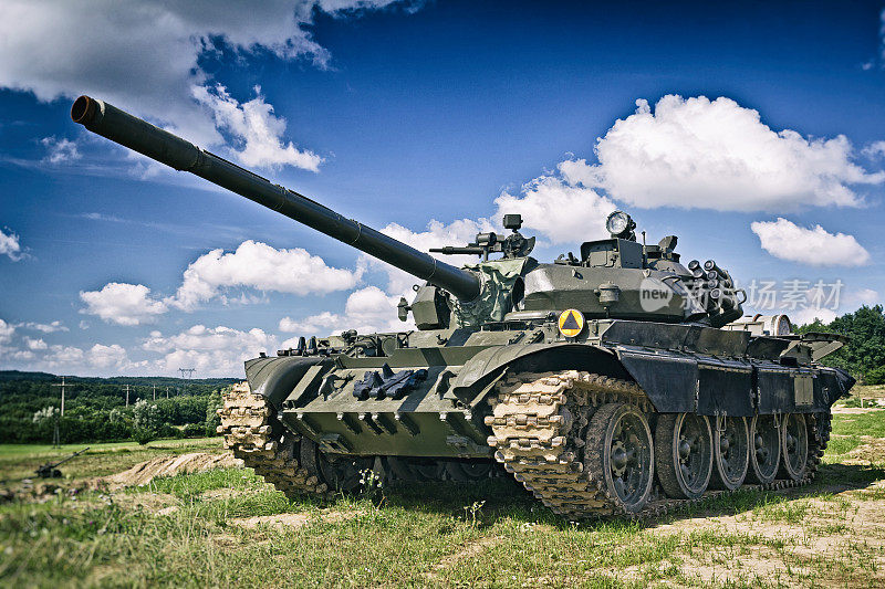 老坦克T-55