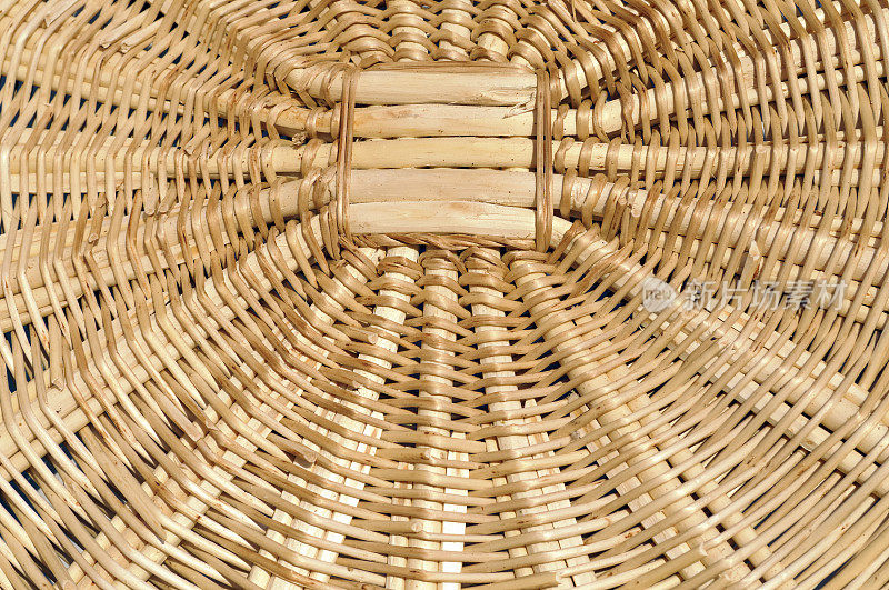 传统的编织篮子