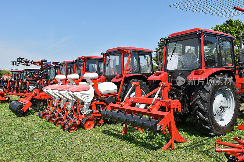 农业机械和拖拉机