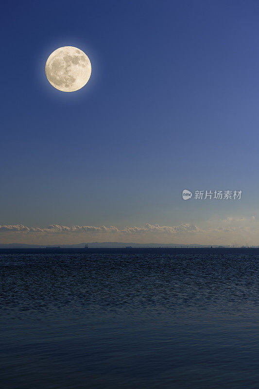 海上满月